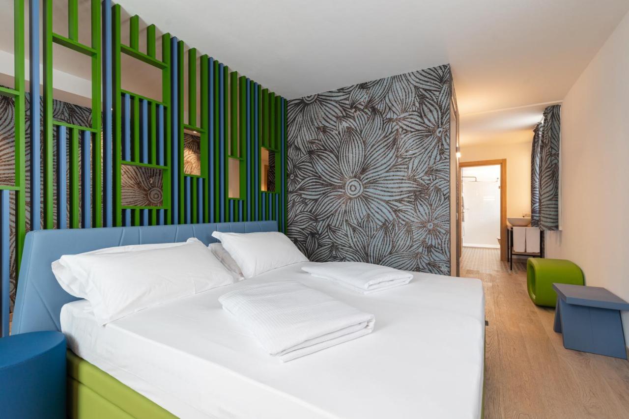 Lillil - Popping Holiday Riva del Garda Exterior photo