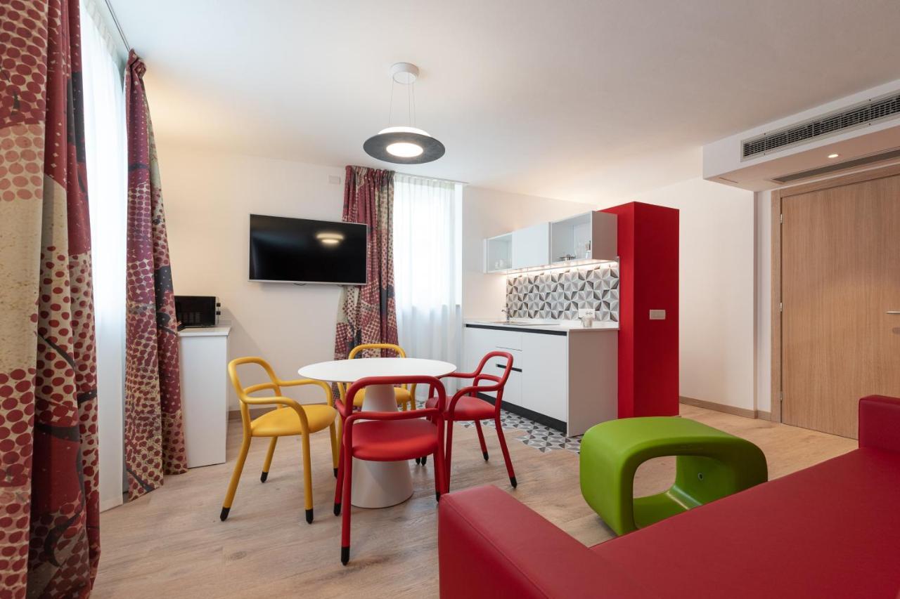 Lillil - Popping Holiday Riva del Garda Exterior photo